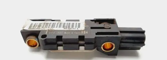 Audi A4 S4 B7 8E 8H Airbag deployment crash/impact sensor 8E0959651A