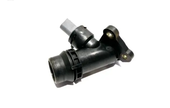 Volkswagen PASSAT B6 Engine coolant pipe/hose 06F121131C