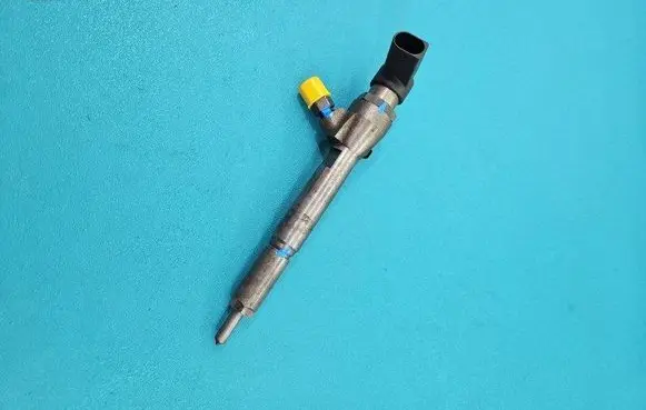 Renault Scenic II - Grand scenic II Fuel injector 8200380253 IMPRK1443374