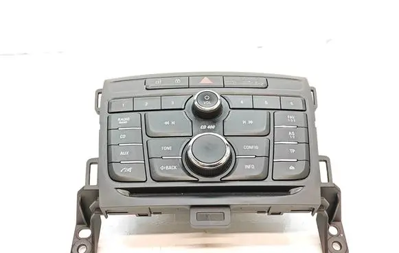 Head unit multimedia control