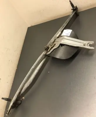 Mini Cooper Hatch Hardtop Front wiper linkage and motor