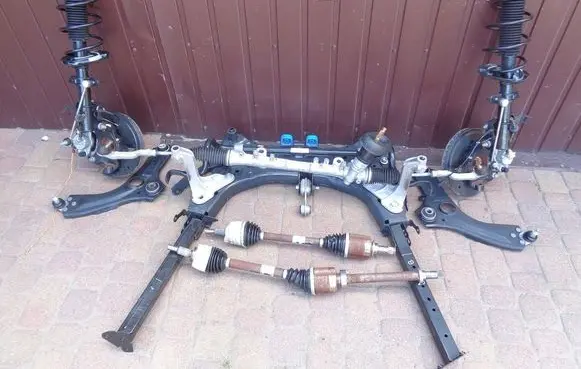 Nissan Qashqai Front subframe