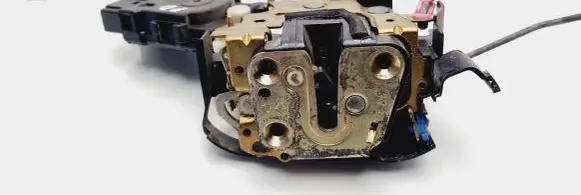 Subaru Legacy Front door lock