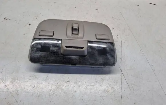 Subaru Outback Front seat light VC12008