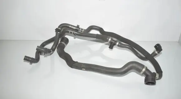 BMW 1 F40 Engine coolant pipe/hose 8584831 17128584831 9250566