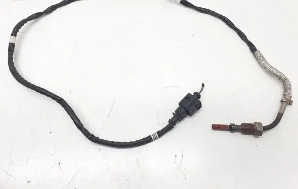 Audi A4 S4 B9 Exhaust gas temperature sensor 04L906088EQ