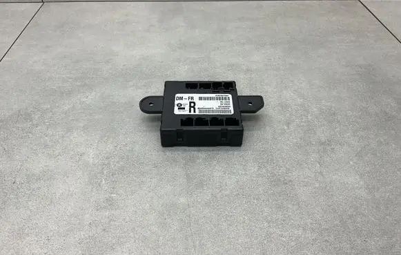 Jeep Grand Cherokee Door control unit/module 68155772AF