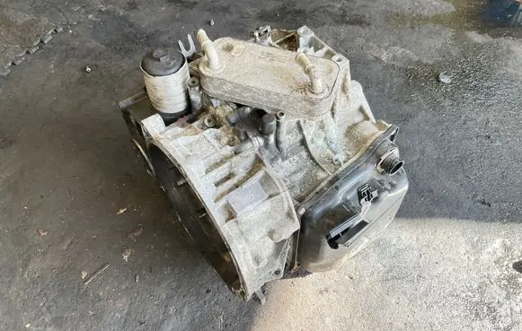 Skoda Octavia Mk2 (1Z) Automatic gearbox MYG 151011