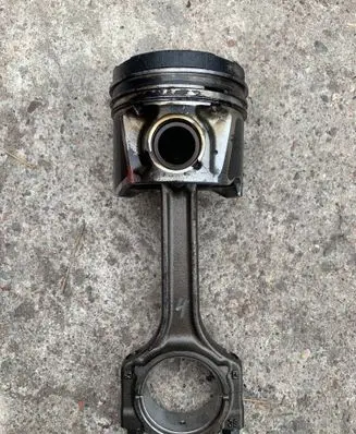 Fiat Fiorino Piston with connecting rod