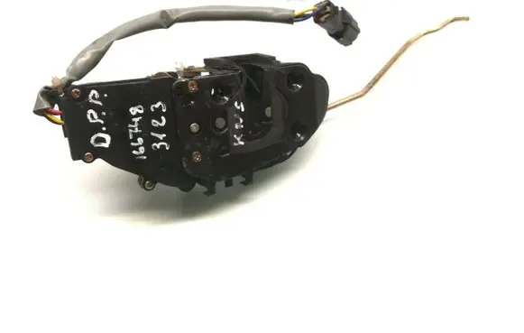 KIA Sedona Front door lock