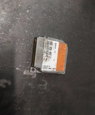 Audi A6 S6 C5 4B Airbag control unit/module 4B0959655J 0285001307