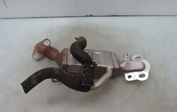 Mazda CX-30 EGR valve cooler HF0120304D