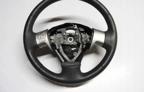 Toyota Auris 150 Steering wheel Kierownica73B0