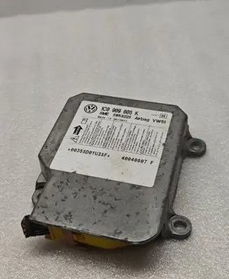 Volkswagen Polo IV 9N3 Airbag control unit/module 1C0909605K 5WK43125