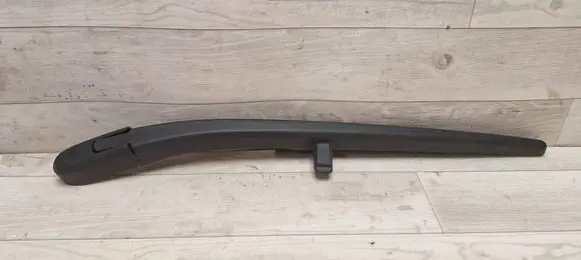 Chevrolet Captiva Rear wiper blade arm 