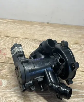 Audi A5 Water pump 06L121111J