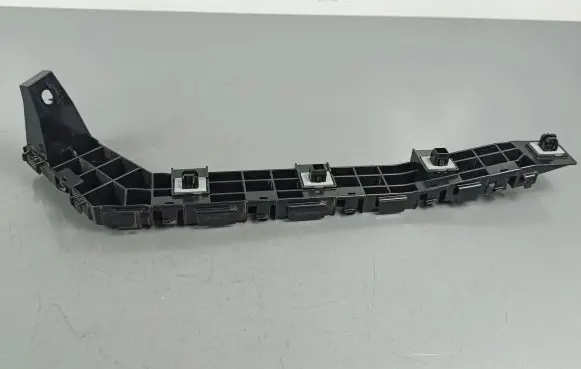 Honda HR-V Rear bumper mounting bracket