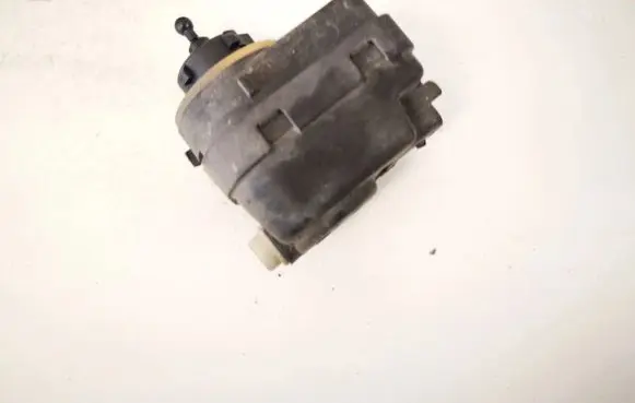 Peugeot 607 Headlight level adjustment motor 89001146