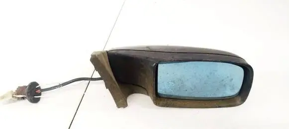 Front door electric wing mirror