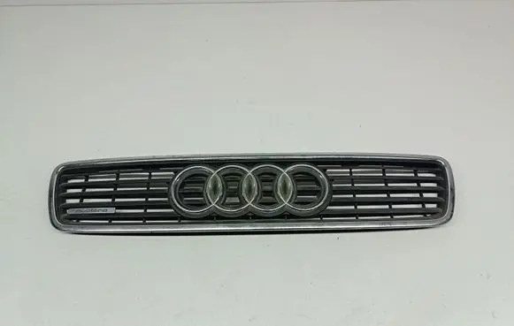 Audi A4 S4 B5 8D Front grill 8D0853651J