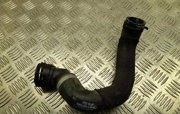 Volkswagen Touareg III Engine coolant pipe/hose 4M0122055DA