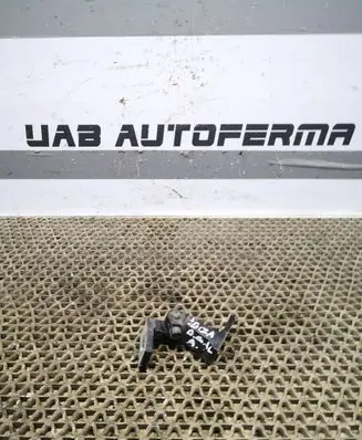 Seat Ibiza IV (6J,6P) Rear door lower hinge 8K0831402F