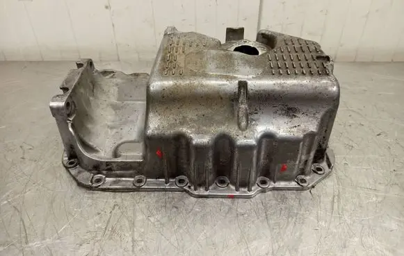 Volkswagen Golf VII Oil sump 03C103603T