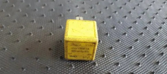 Ford Scorpio Other relay 81AG14N089CA V23134-K6-X38