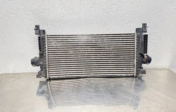 Opel Astra J Intercooler radiator 13267646