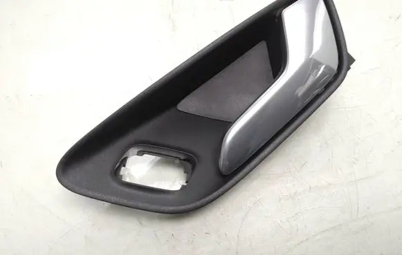 Front door interior handle