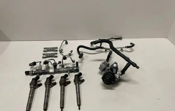 Volkswagen PASSAT B8 Fuel injection system set 04L130755E 0445110469 04L130277AC