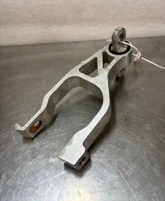 Renault Master IV Gearbox mount 113609819R