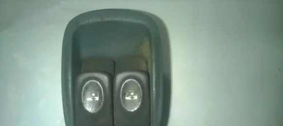 Renault Megane I Electric window control switch 7700836269 432693K