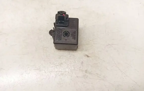 Toyota Avensis T250 Other relay 8665013010