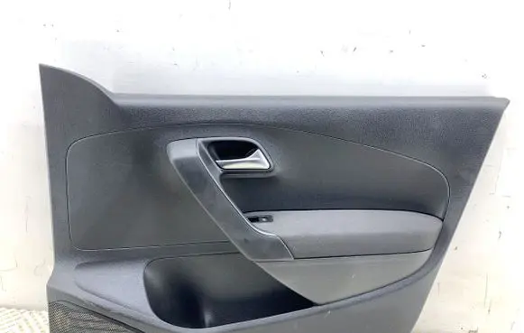 Volkswagen Polo V 6R Front door card panel trim 