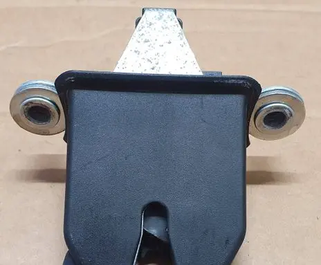 Skoda Octavia Mk2 (1Z) Tailgate/trunk/boot lock/catch/latch 1Z5827501E