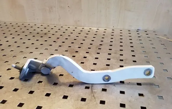 Audi TT TTS Mk2 Tailgate/trunk/boot hinge 8J8827300A