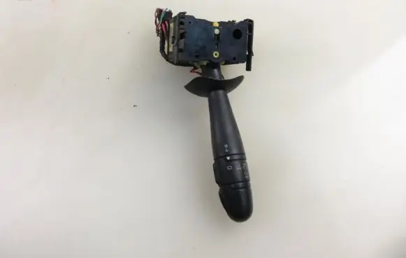 Renault Laguna II Wiper turn signal indicator stalk/switch 8200012245