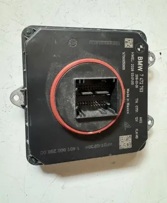 BMW X3 G01 LED ballast control module 7472763