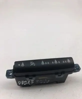Nissan Qashqai Other switches/knobs/shifts 68260JD02A