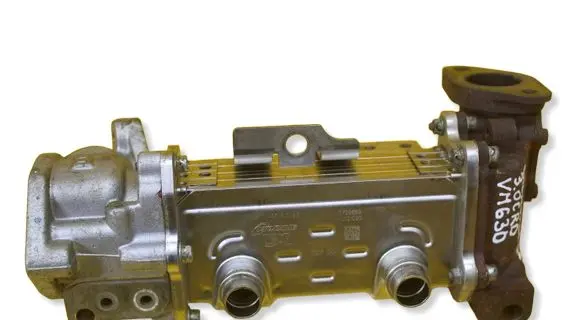 Jeep Grand Cherokee EGR valve cooler 41212109G 233160263