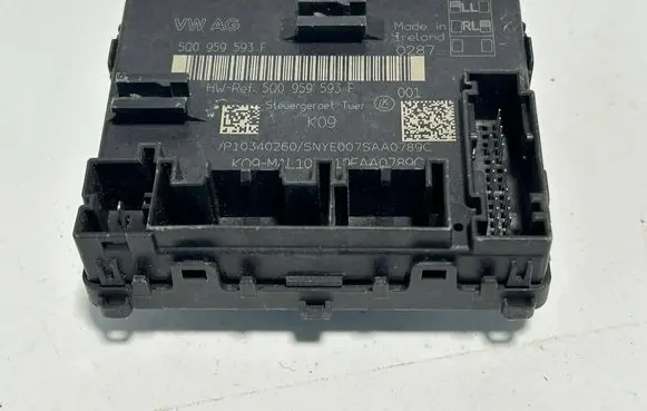 Volkswagen Golf VII Door control unit/module 5Q0959593F 20127