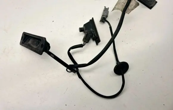 Volvo S60 Tailgate opening switch 30634364