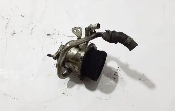 Renault Scenic IV - Grand scenic IV EGR valve cooler 147357337R