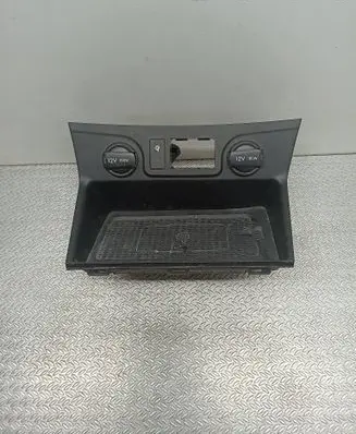 Hyundai Tucson TL 12 V Socket (front) 84631D7AA0
