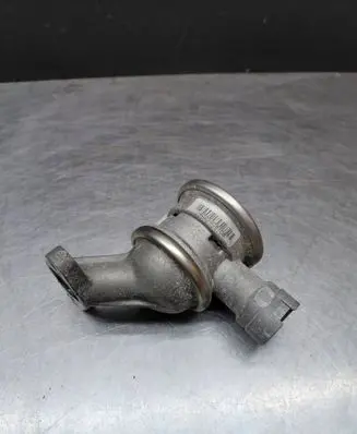 BMW 5 E60 E61 EGR valve 7508273