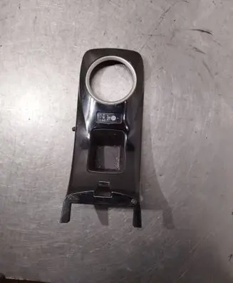 Nissan Leaf I (ZE0) Gear shifter surround trim plastic 969ZW3NL0A