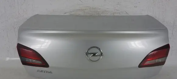 Opel Astra J Tailgate/trunk/boot lid