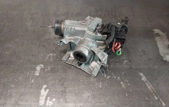 BMW 5 E39 Ignition lock 1095823 LU6751666