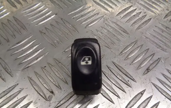 Renault Thalia I Quarter vent window switch 